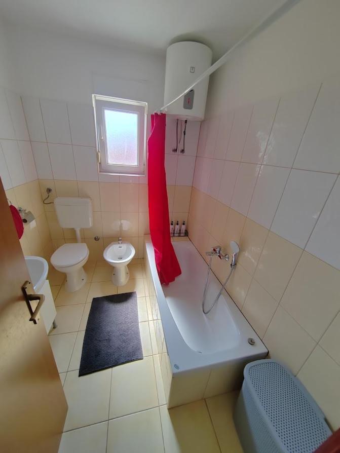 Apartman Roko, Pula Hrvatska Exterior photo